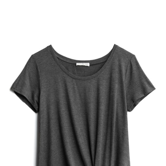 nine britton Tops - Levie Knot Front Knit Top